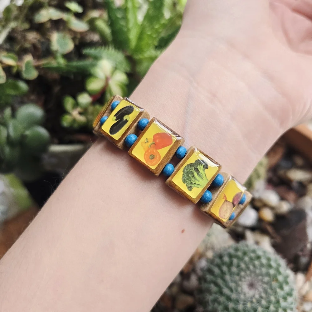 Vintage Vegetable Boho Bohemian Wooden Bead Beaded Stretch Bracelet